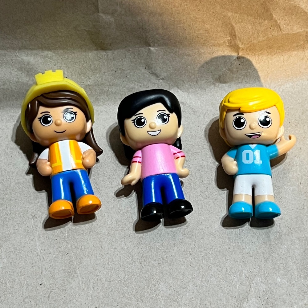 Ryan's World 3" Mystery Figures Set of 3 Construction‎ Soccer Pink Girl Multi